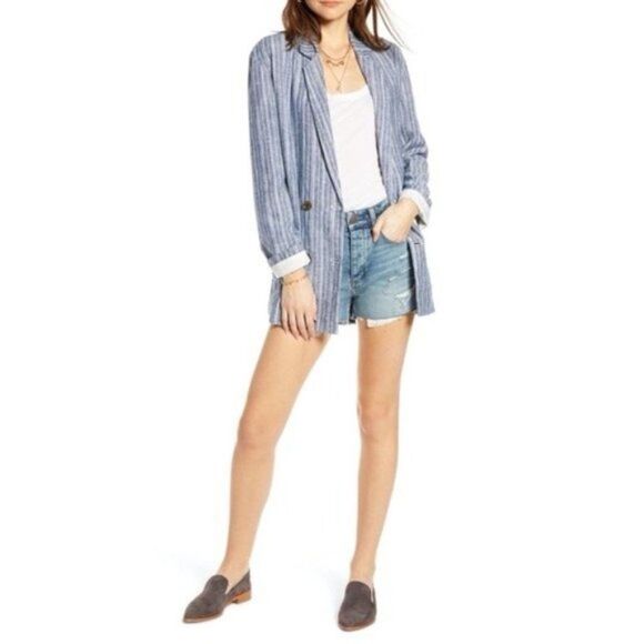 TREASURE & BOND Relaxed Double Breasted Blazer - Picture 2 of 8